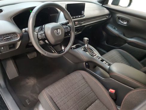 Certified 2024 Honda HR-V Sport image 2