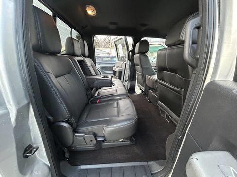 Used 2015 Ford F350 Lariat w/ Lariat Interior Package image 25
