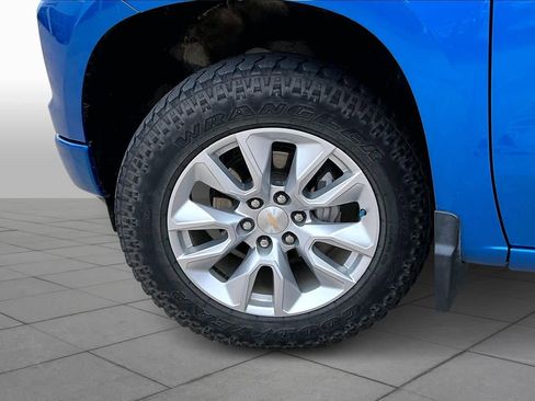 Used 2023 Chevrolet Silverado 1500 Custom AWD/4WD image 7