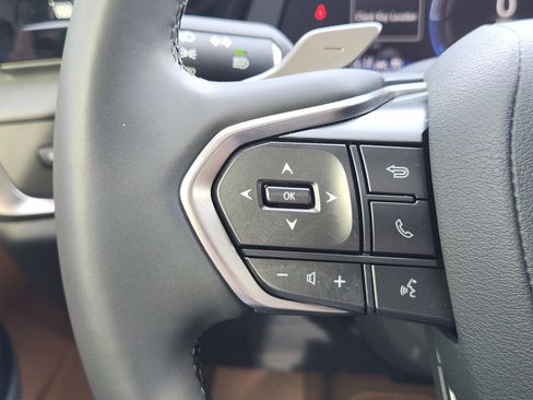 Used 2024 Lexus RZ 300e Premium image 35