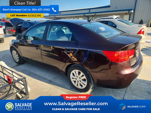 Used 2011 Kia Forte EX w/ Fuel Economy Pkg FWD image 3