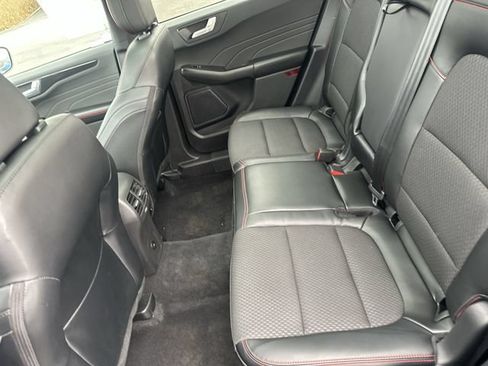 Used 2023 Ford Escape ST-Line w/ Tech Pack #1 AWD/4WD image 27