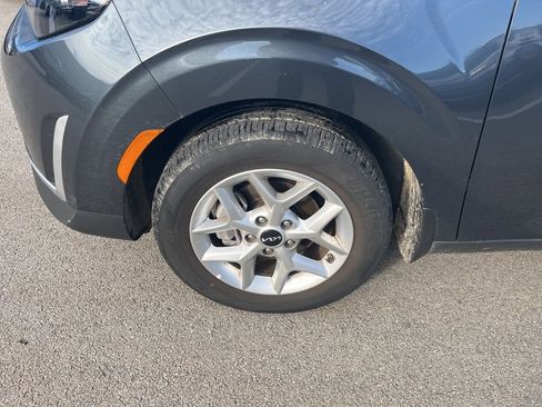 Certified 2025 Kia Soul LX w/ LX Technology Package image 12