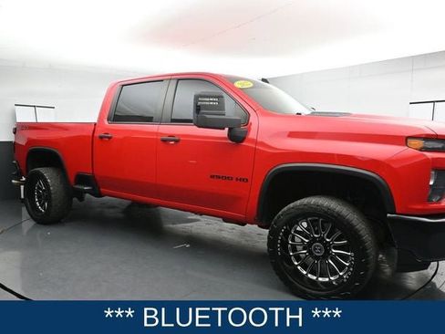 Used 2022 Chevrolet Silverado 2500 Custom w/ Custom Value Package AWD/4WD image 3