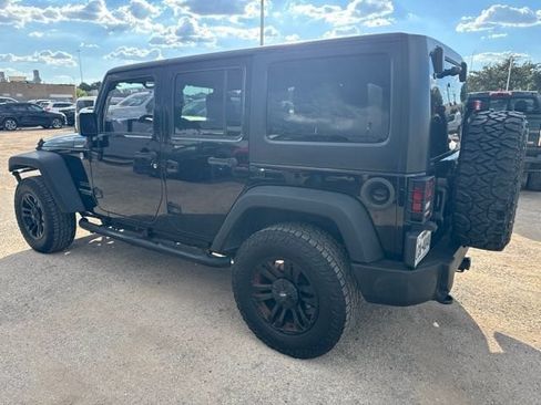 Used 2015 Jeep Wrangler Unlimited Sport w/ Quick Order Package 24S AWD/4WD image 4