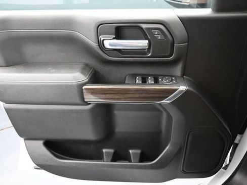 Used 2023 Chevrolet Silverado 2500 LT AWD/4WD image 13