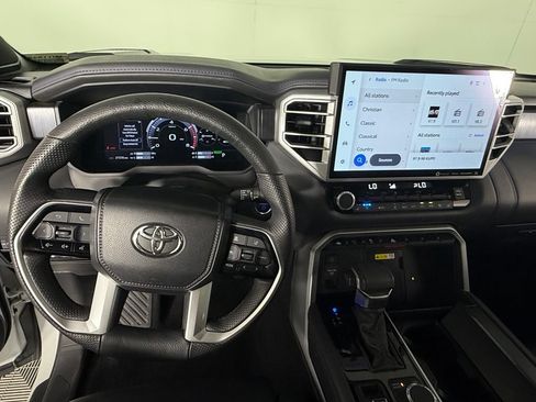 Used 2023 Toyota Tundra Platinum AWD/4WD image 14
