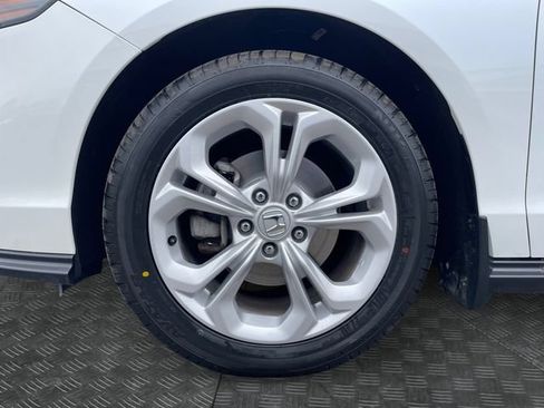 Used 2023 Honda Accord LX image 14