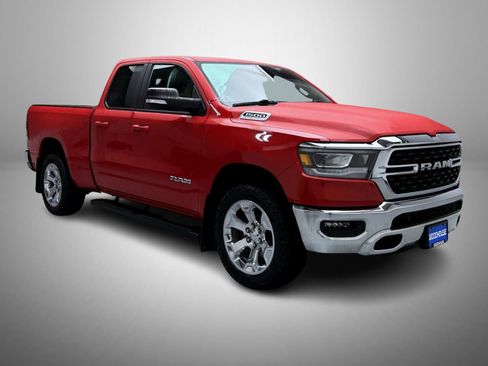 Used 2022 RAM 1500 Big Horn AWD/4WD image 3