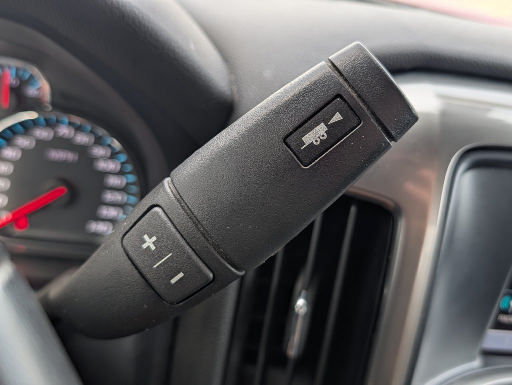 Used 2018 Chevrolet Silverado 1500 LT w/ All Star Edition AWD/4WD image 21