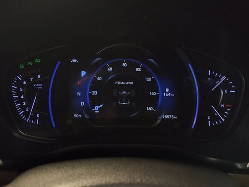 Used 2019 Hyundai Santa Fe Limited AWD/4WD image 23