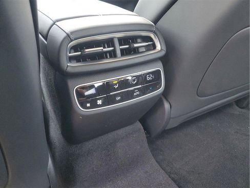 New 2023 Genesis G80 Base image 22