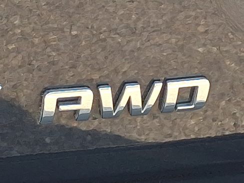 Used 2017 Chevrolet Equinox LS AWD/4WD image 30