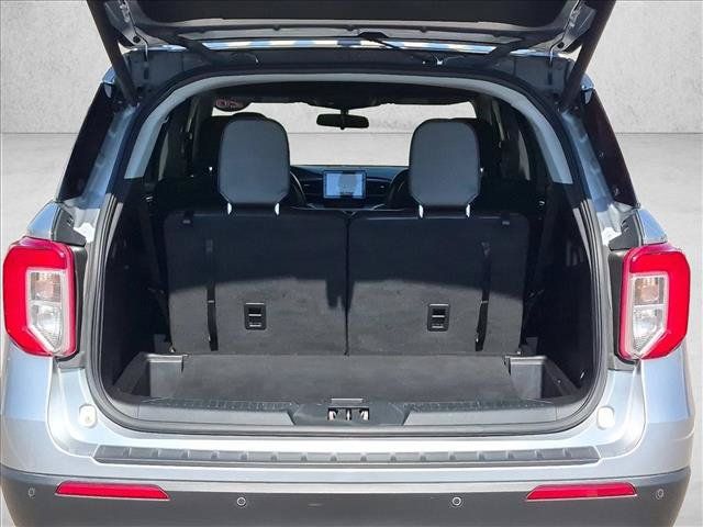 Used 2020 Ford Explorer XLT w/ Equipment Group 202A RWD image 6