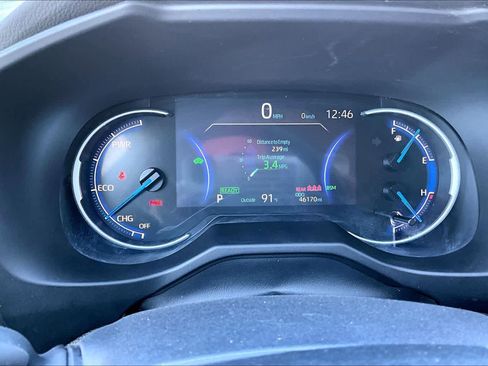 Used 2024 Toyota RAV4 XLE image 22