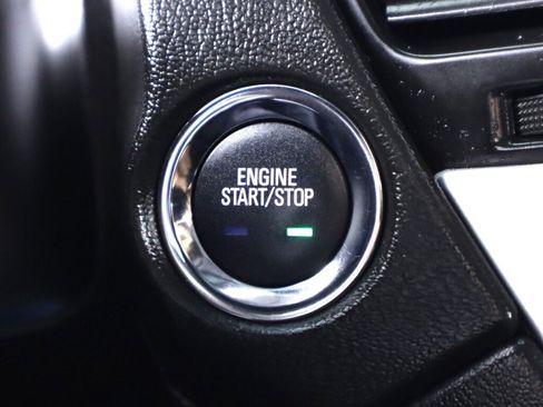 Used 2019 GMC Yukon XL SLT image 25