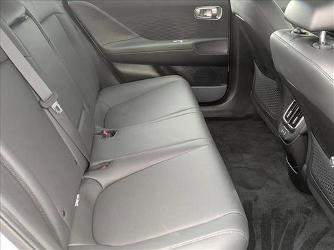 Used 2025 Hyundai Ioniq 6 Limited image 21