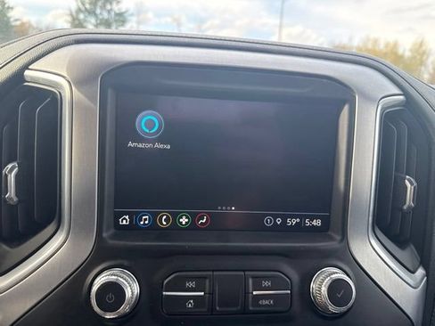 Used 2022 GMC Sierra 3500 SLE w/ SLE Convenience Package AWD/4WD image 26