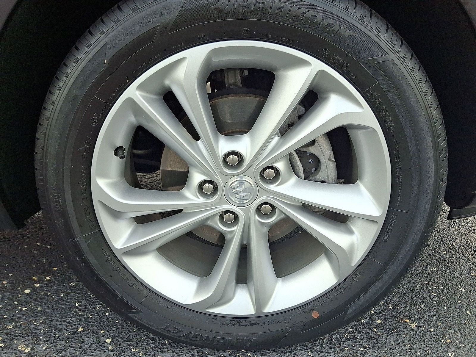 Used 2023 Buick Encore GX Preferred w/ Cold Weather Comfort Package FWD image 27