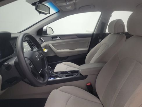 Used 2017 Hyundai Sonata Sport FWD image 17