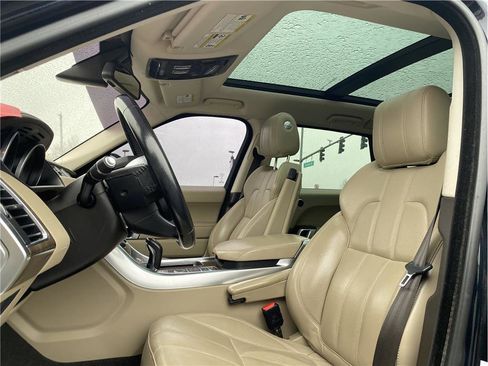 Used 2016 Land Rover Range Rover Sport HSE image 12