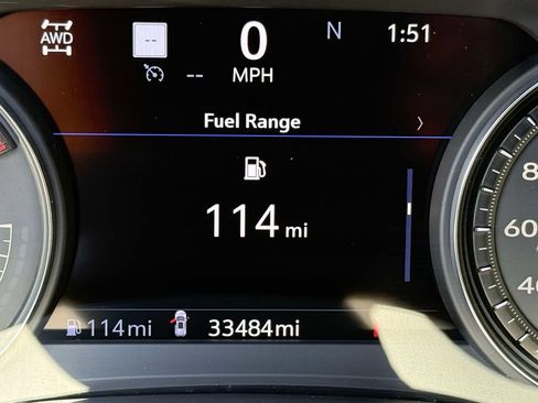 Used 2023 Cadillac XT5 Premium Luxury w/ Technology Package AWD/4WD image 5