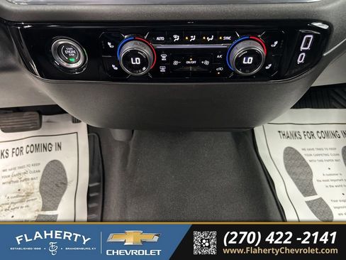 Used 2024 Chevrolet Silverado 1500 LT image 28