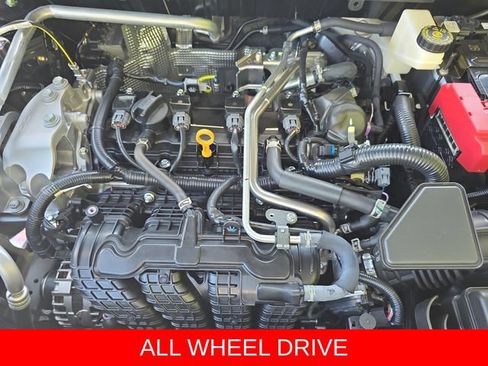 Used 2025 Mitsubishi Outlander AWD image 32
