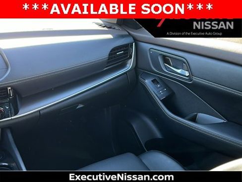 Certified 2022 Nissan Rogue SV w/ SV Premium Package image 26