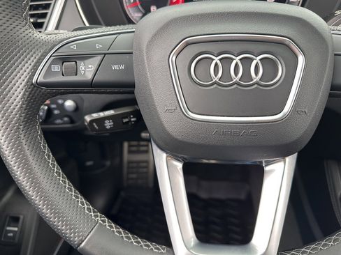 Used 2023 Audi SQ5 Prestige w/ Prestige Package image 16