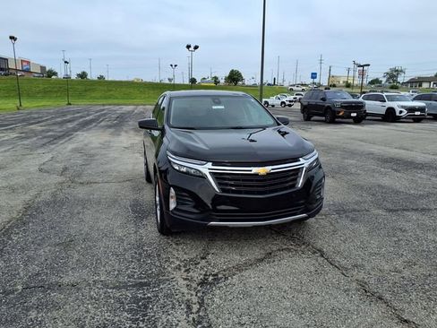 Used 2024 Chevrolet Equinox LT FWD image 4