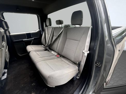 Used 2018 Ford F150 XLT RWD image 25
