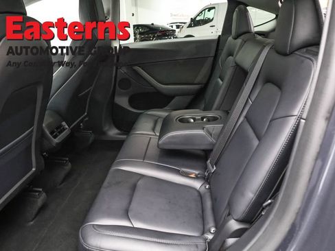 Used 2022 Tesla Model Y Performance image 16
