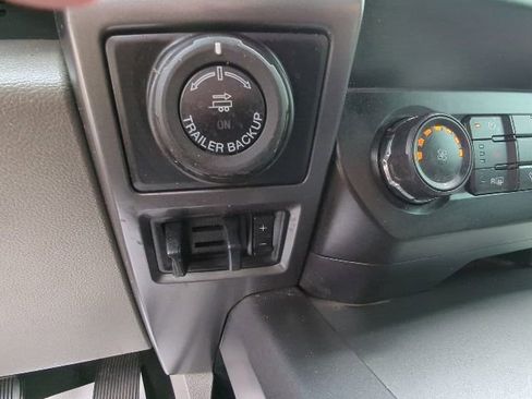 Used 2019 Ford F150 XLT w/ Equipment Group 302A Luxury AWD/4WD image 20