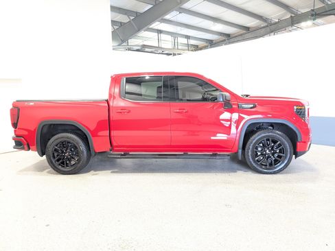Used 2025 GMC Sierra 1500 Elevation w/ LPO, Elevation Black Package image 2