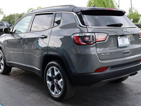 Used 2021 Jeep Compass Limited w/ Elite Interior Group AWD/4WD image 3