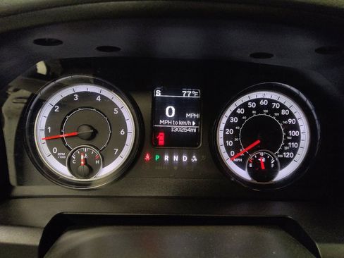 Used 2019 RAM 1500 Classic SLT image 23