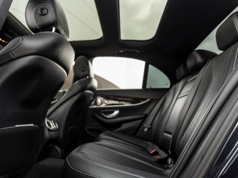 Used 2017 Mercedes-Benz E 300 4MATIC image 30