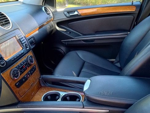 Used 2007 Mercedes-Benz GL 450 4MATIC image 10