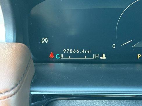 Used 2022 Lincoln Nautilus Reserve image 17