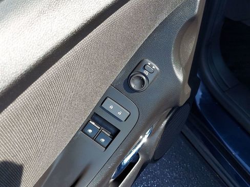 Used 2015 Chevrolet Camaro LT image 13