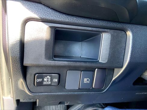 Used 2019 Toyota Tacoma SR w/ SR Convenience Package RWD image 30