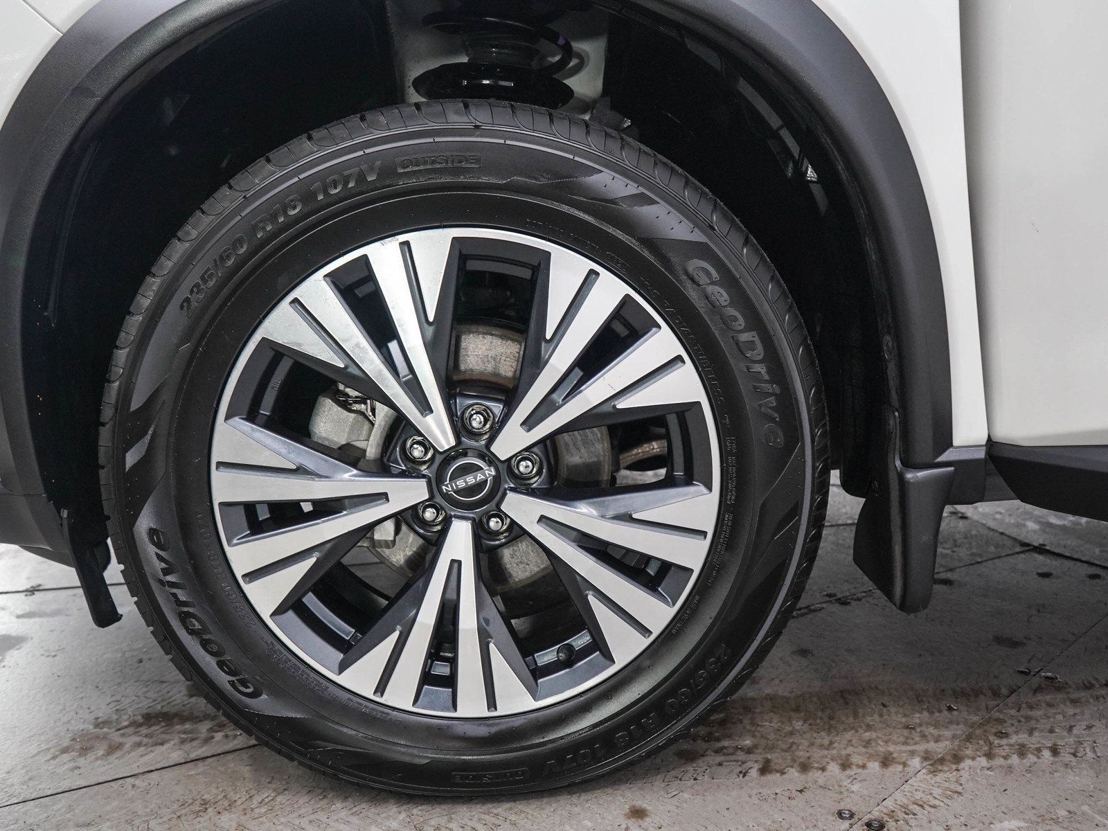 Used 2023 Nissan Rogue SV w/ SV Premium B Package AWD/4WD image 29