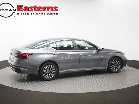 Used 2023 Nissan Altima 2.5 SV w/ SV Premium Package FWD image 43