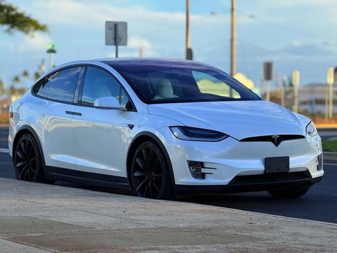 Used 2019 Tesla Model X Performance image 6