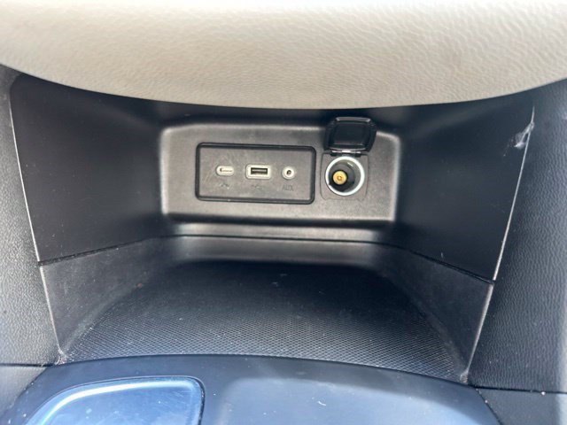 Used 2022 Chevrolet Equinox LS w/ LPO, Floor Liner Package FWD image 29