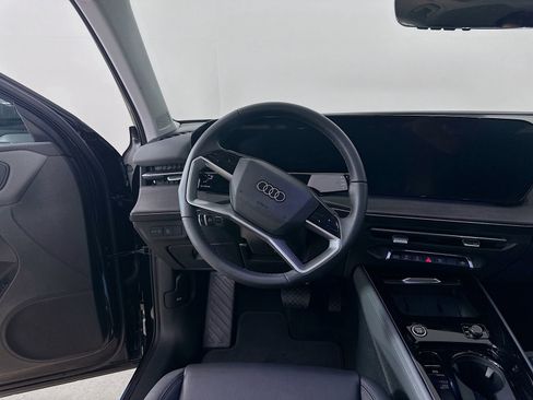 New 2026 Audi Q3 quattro 2.0T AWD/4WD image 14