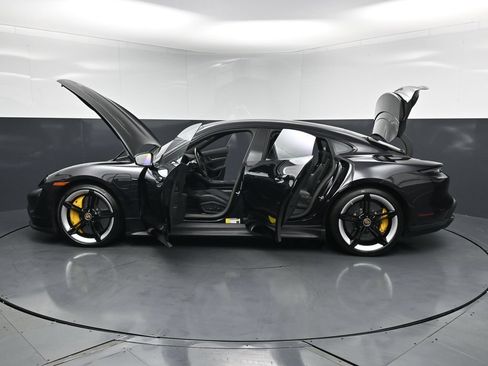 Used 2024 Porsche Taycan Turbo S w/ Premium Package AWD/4WD image 35