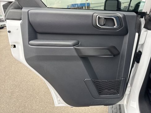 Used 2025 Ford Bronco Outer Banks w/ Sasquatch Package image 28