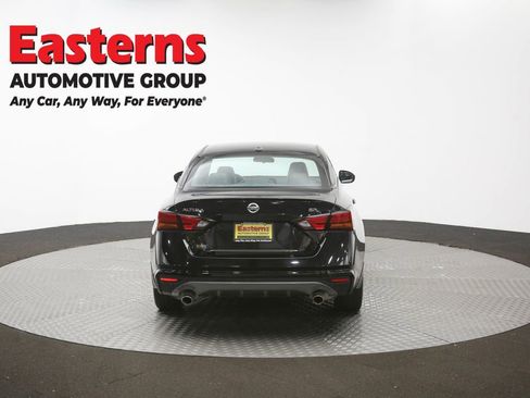 Used 2019 Nissan Altima 2.5 SR w/ SR Premium Package image 37